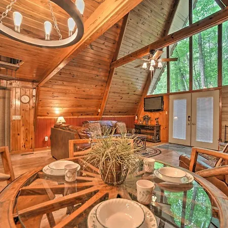 A-Frame Gatlinburg Cabin With Deck And Private Hot Tub Exterior photo