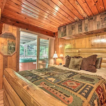 A-Frame Gatlinburg Cabin With Deck And Private Hot Tub Exterior photo